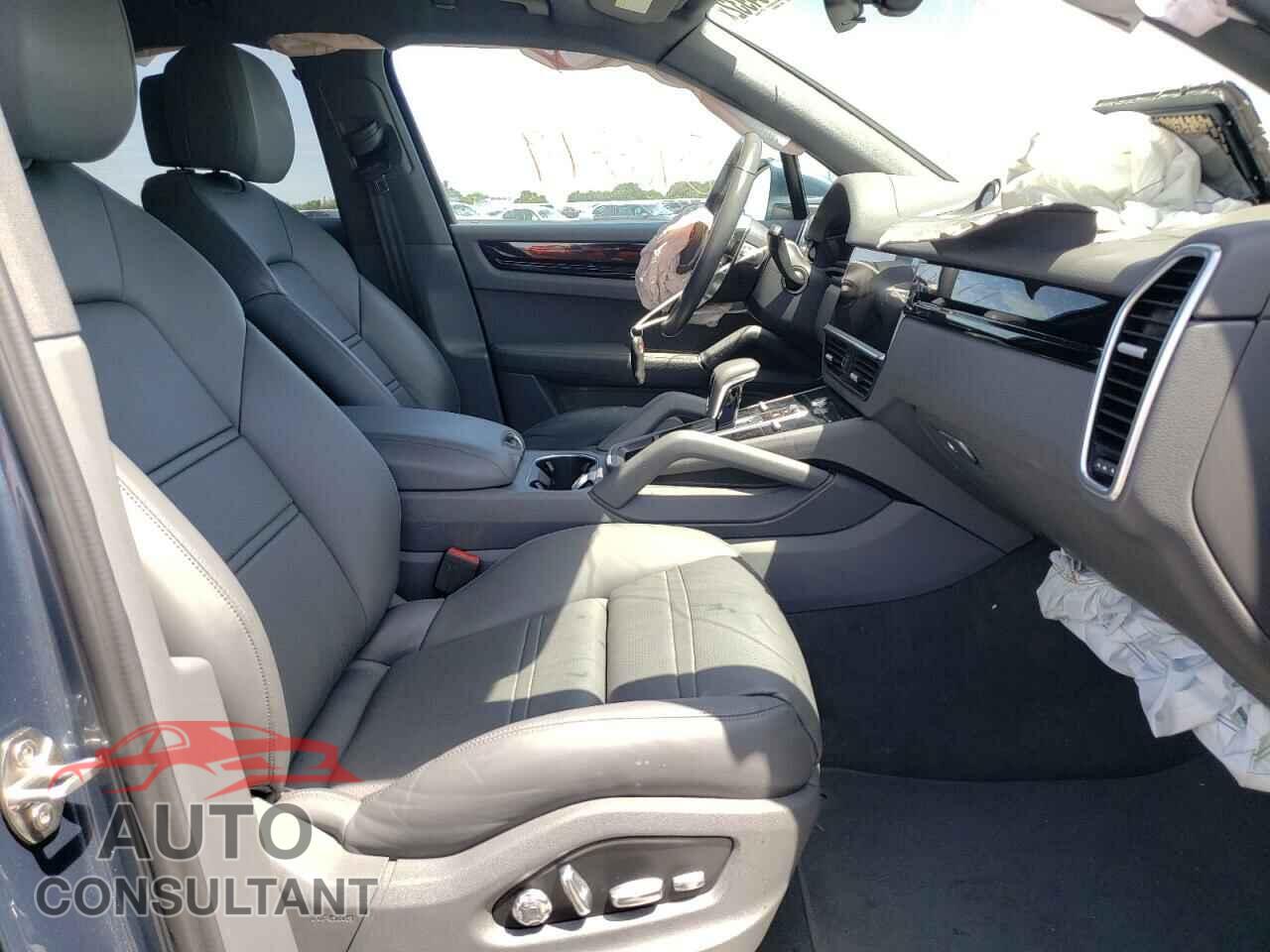 PORSCHE CAYENNE 2019 - WP1AA2AY2KDA04370
