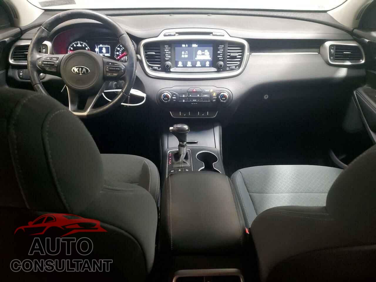 KIA SORENTO 2017 - 5XYPGDA37HG246995