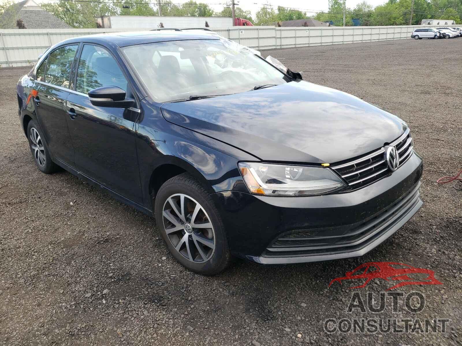 VOLKSWAGEN JETTA 2018 - 3VWB67AJ8JM231389