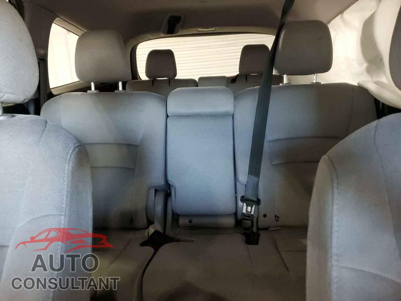 HONDA PILOT 2019 - 5FNYF6H3XKB015130
