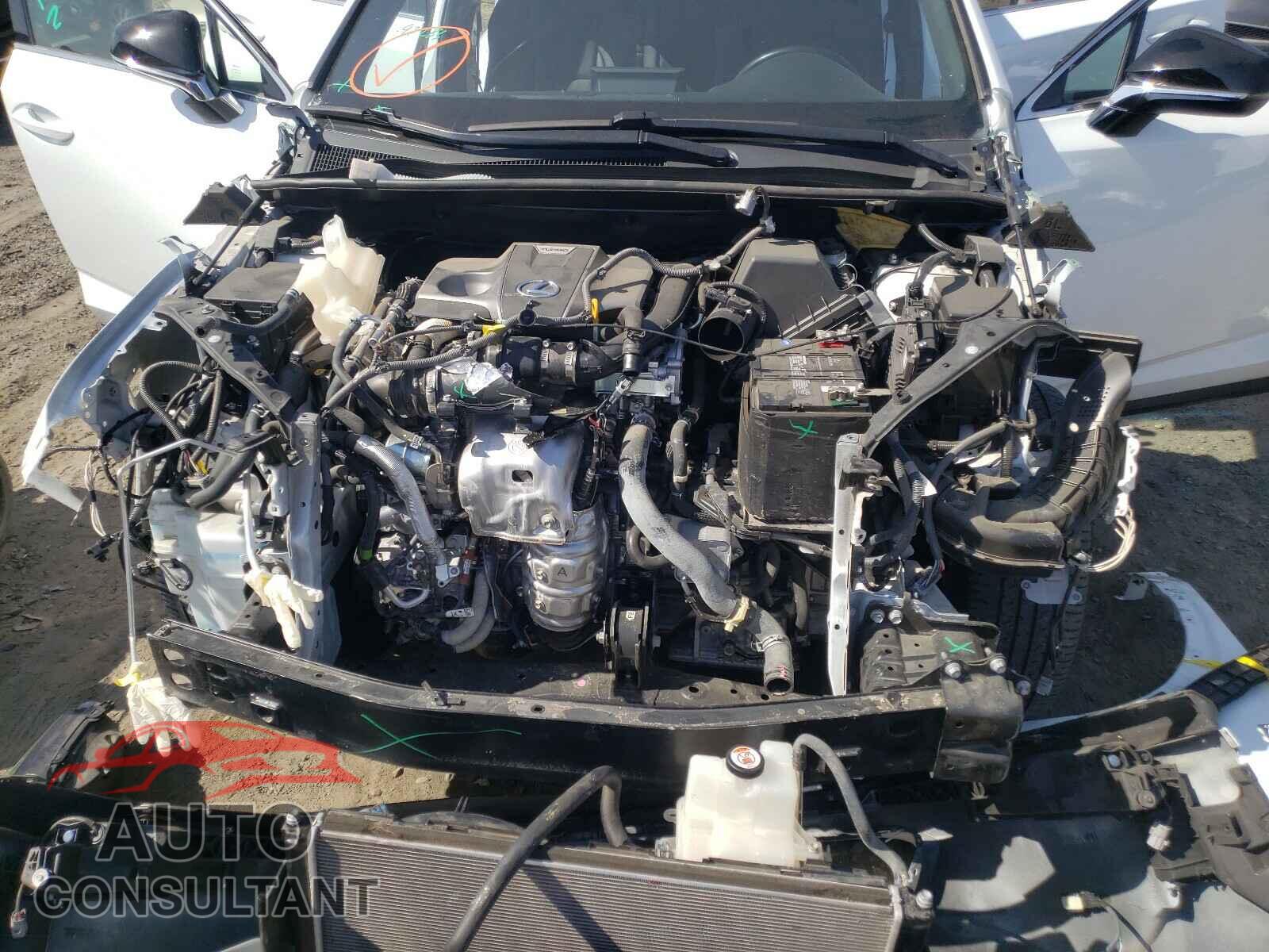 LEXUS NX 2017 - JTJBARBZ7H2105461