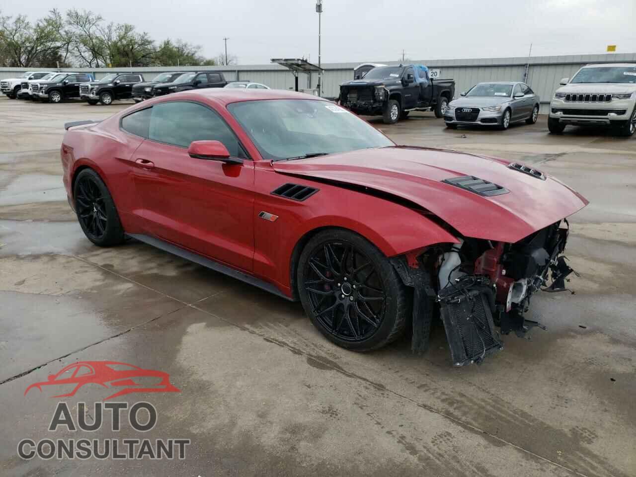 FORD MUSTANG 2020 - 1FA6P8CF7L5121710