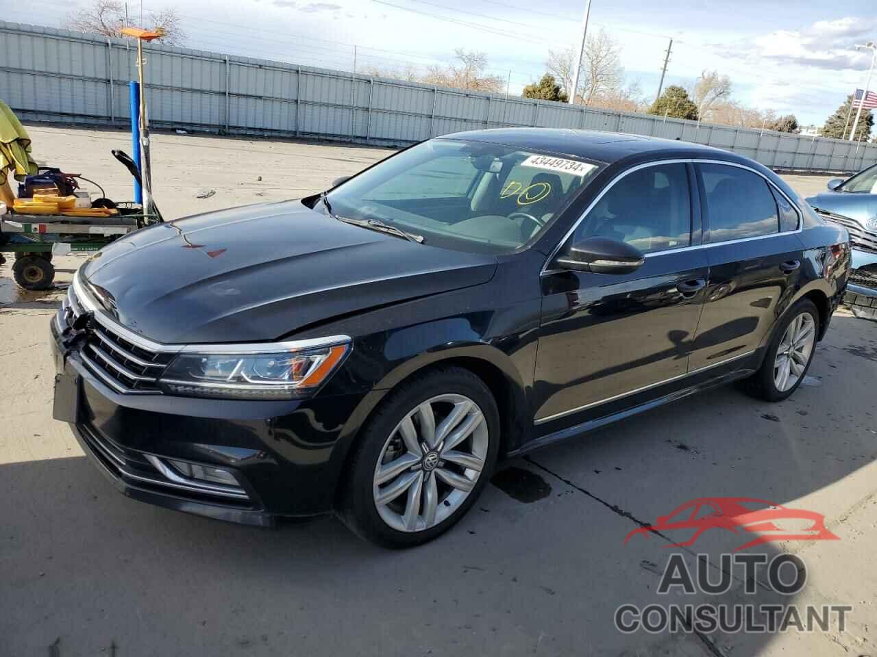 VOLKSWAGEN PASSAT 2017 - 1VWGT7A32HC009989