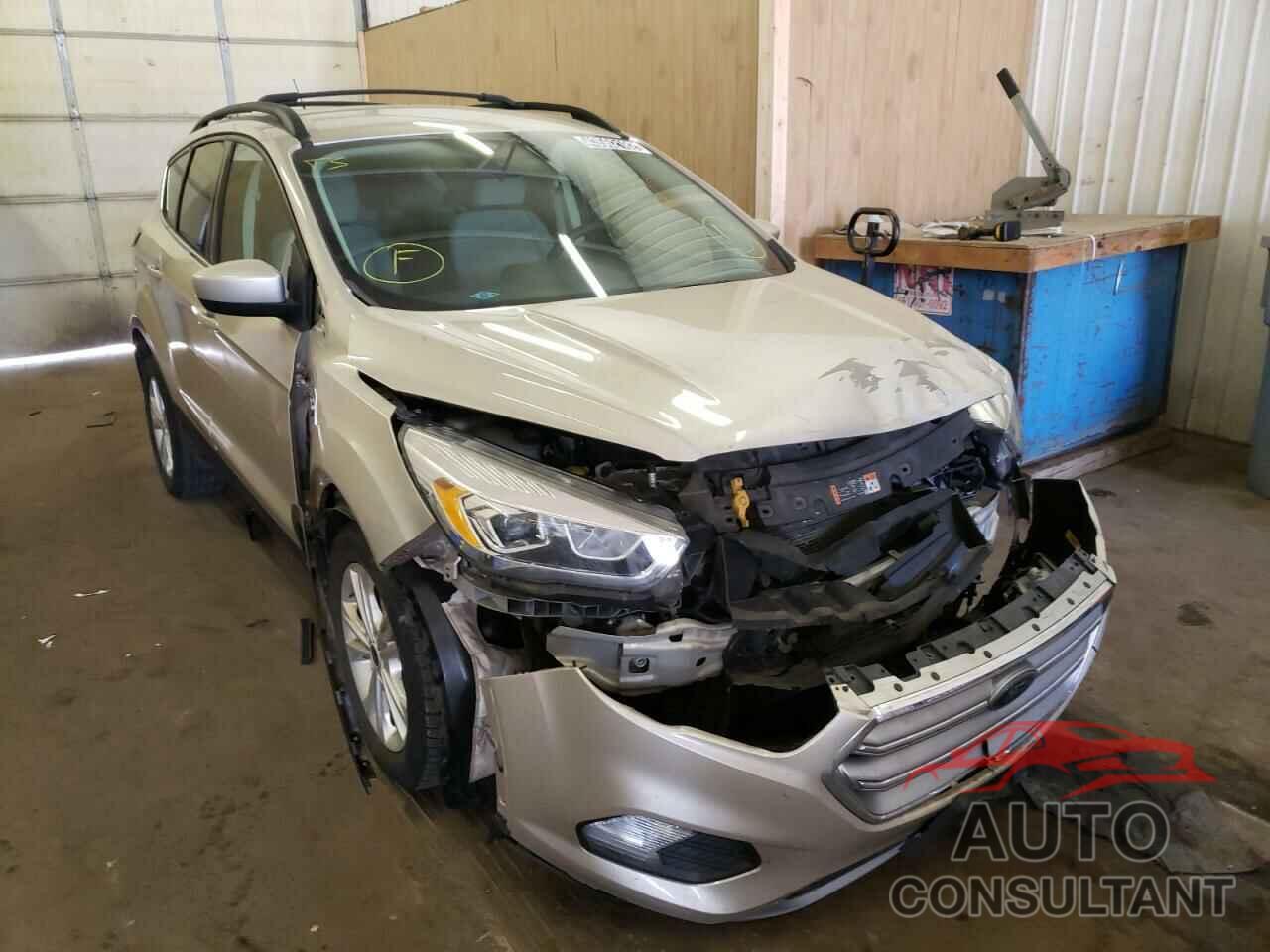 FORD ESCAPE 2017 - 1FMCU9G95HUC66673