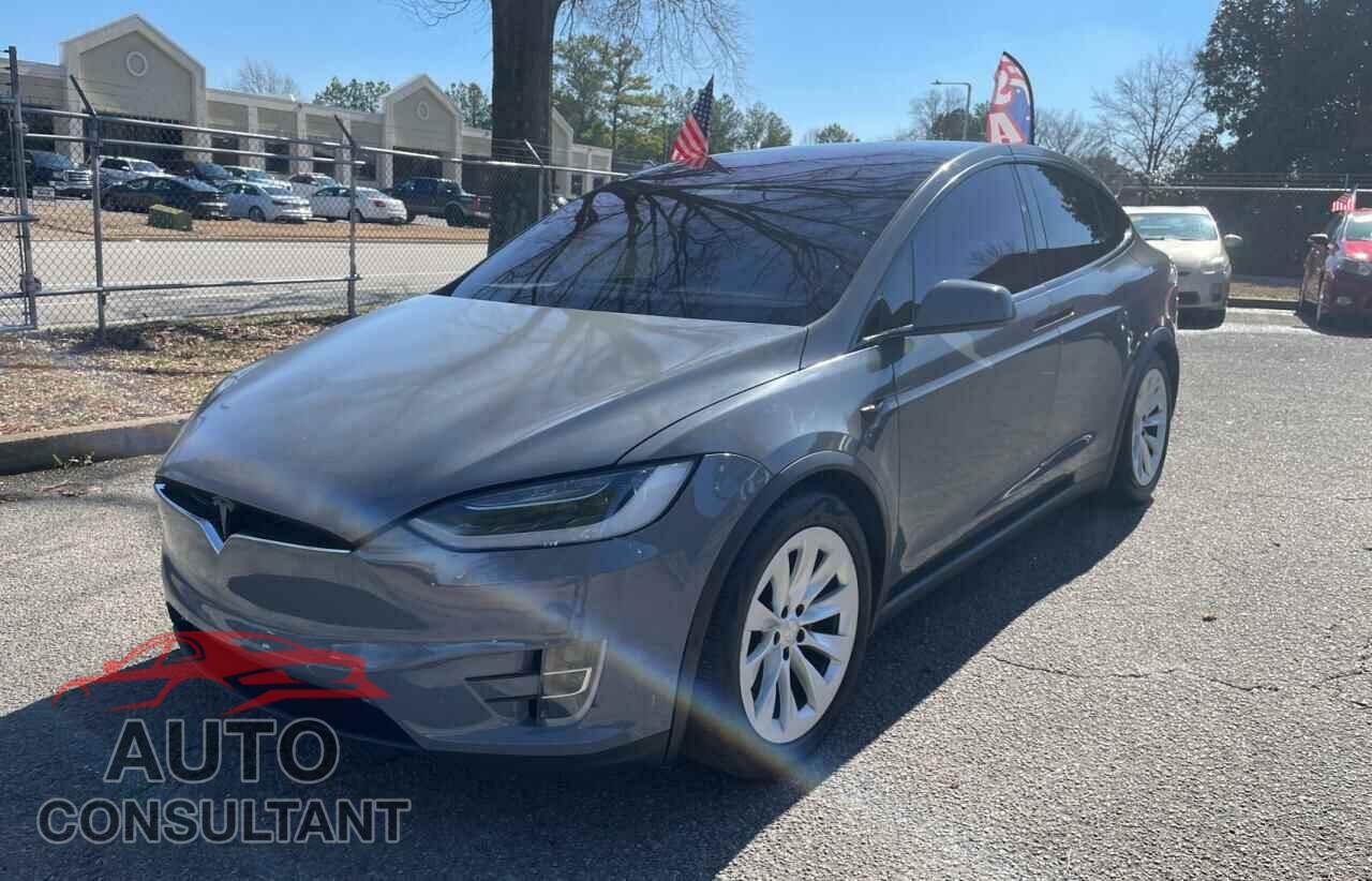 TESLA MODEL X 2016 - 5YJXCBE26GF028585