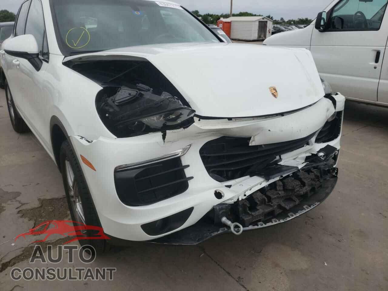 PORSCHE CAYENNE 2016 - WP1AA2A23GLA04063