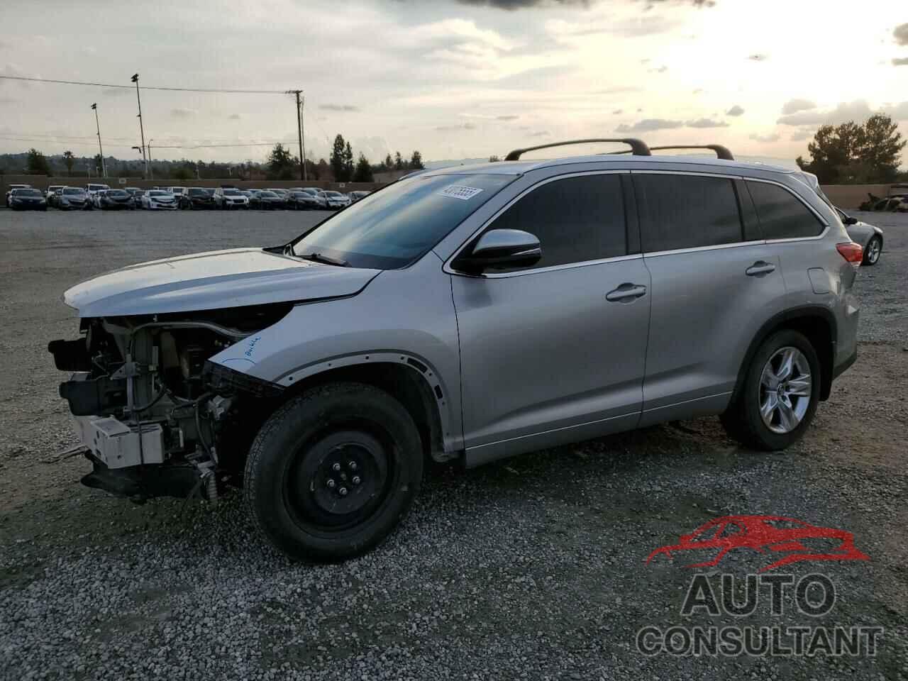 TOYOTA HIGHLANDER 2018 - 5TDDZRFH7JS890665