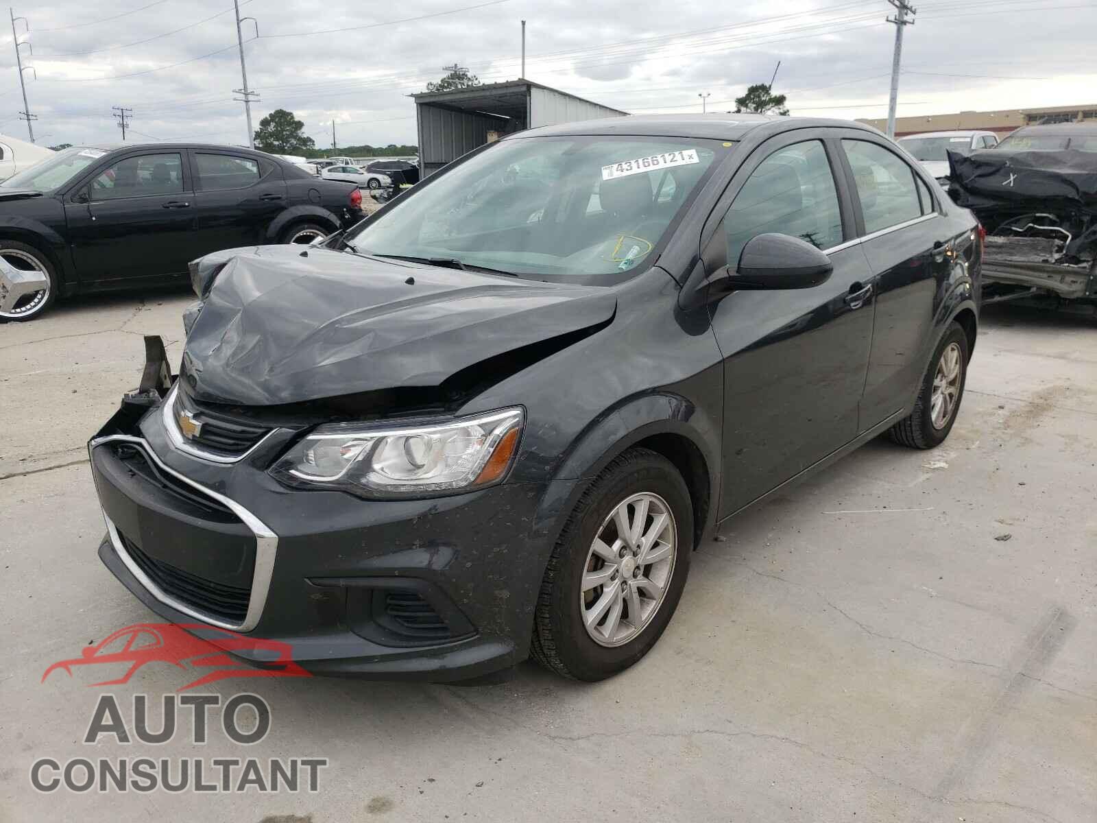 CHEVROLET SONIC 2017 - 1G1JD5SH1H4120072