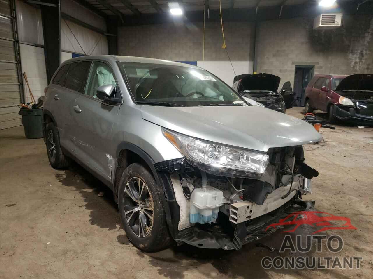 TOYOTA HIGHLANDER 2019 - 5TDBZRFH5KS962682