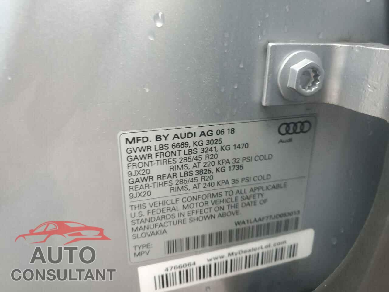 AUDI Q7 2018 - WA1LAAF77JD053013