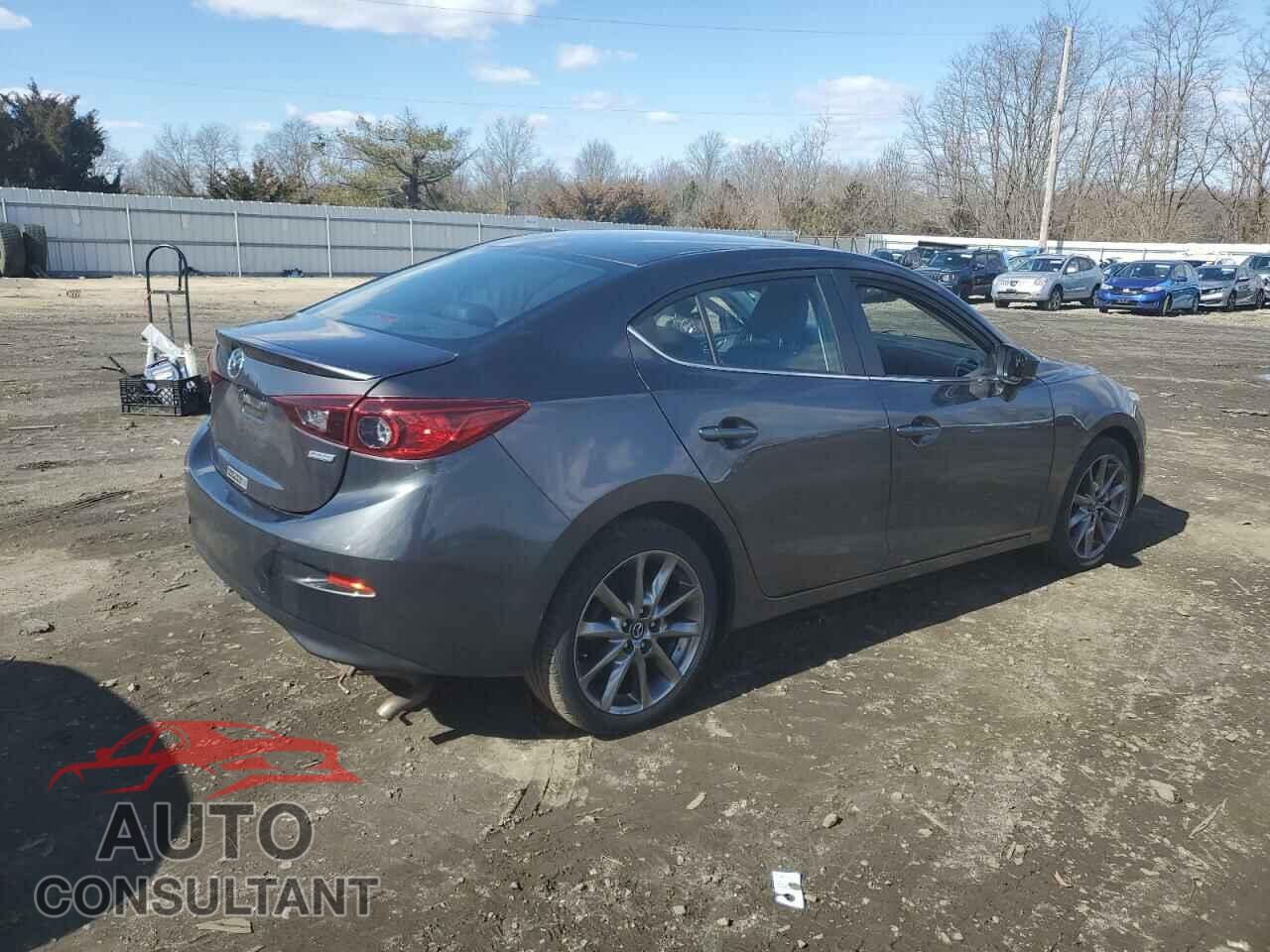 MAZDA 3 2018 - 3MZBN1V3XJM197290