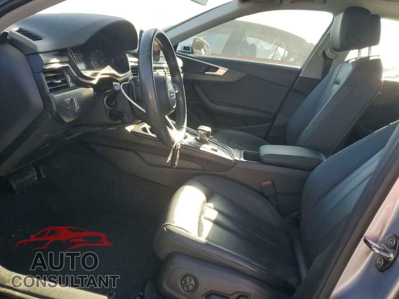 AUDI A4 2019 - WAUGMAF49KN008622