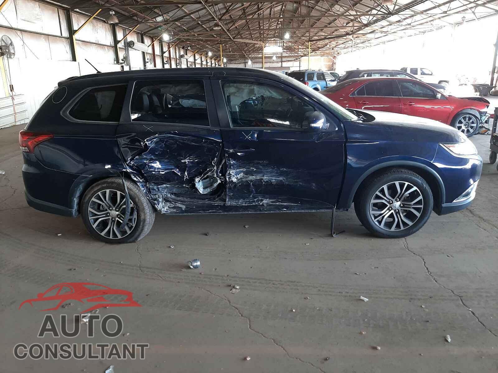 MITSUBISHI OUTLANDER 2016 - JA4AD3A30GZ035897