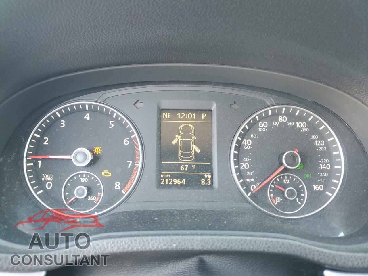 VOLKSWAGEN PASSAT 2012 - 1VWBP7A31CC046636