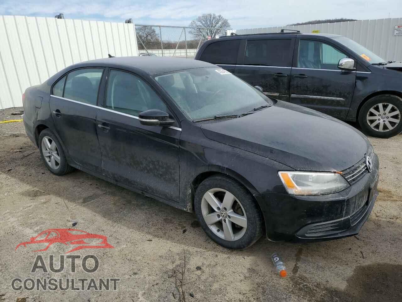 VOLKSWAGEN JETTA 2013 - 3VWLL7AJ5DM229763