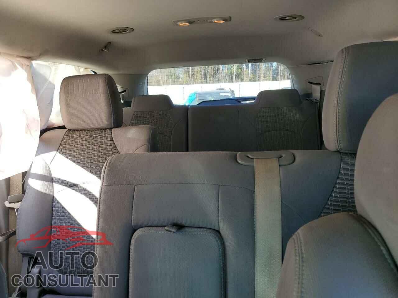 CHEVROLET TRAVERSE 2016 - 1GNKRFED6GJ183235