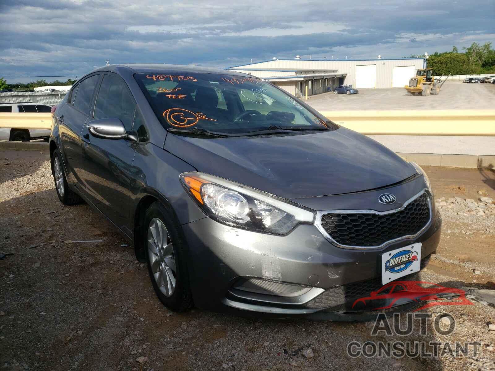 KIA FORTE 2016 - KNAFX4A64G5489903