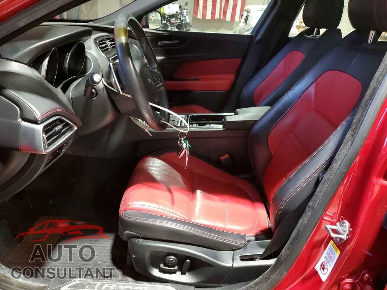 JAGUAR XE 2018 - SAJAL4FX9JCP23175