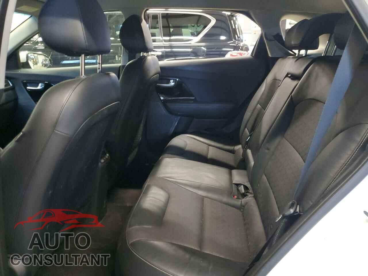 KIA NIRO 2017 - KNDCC3LC0H5069085
