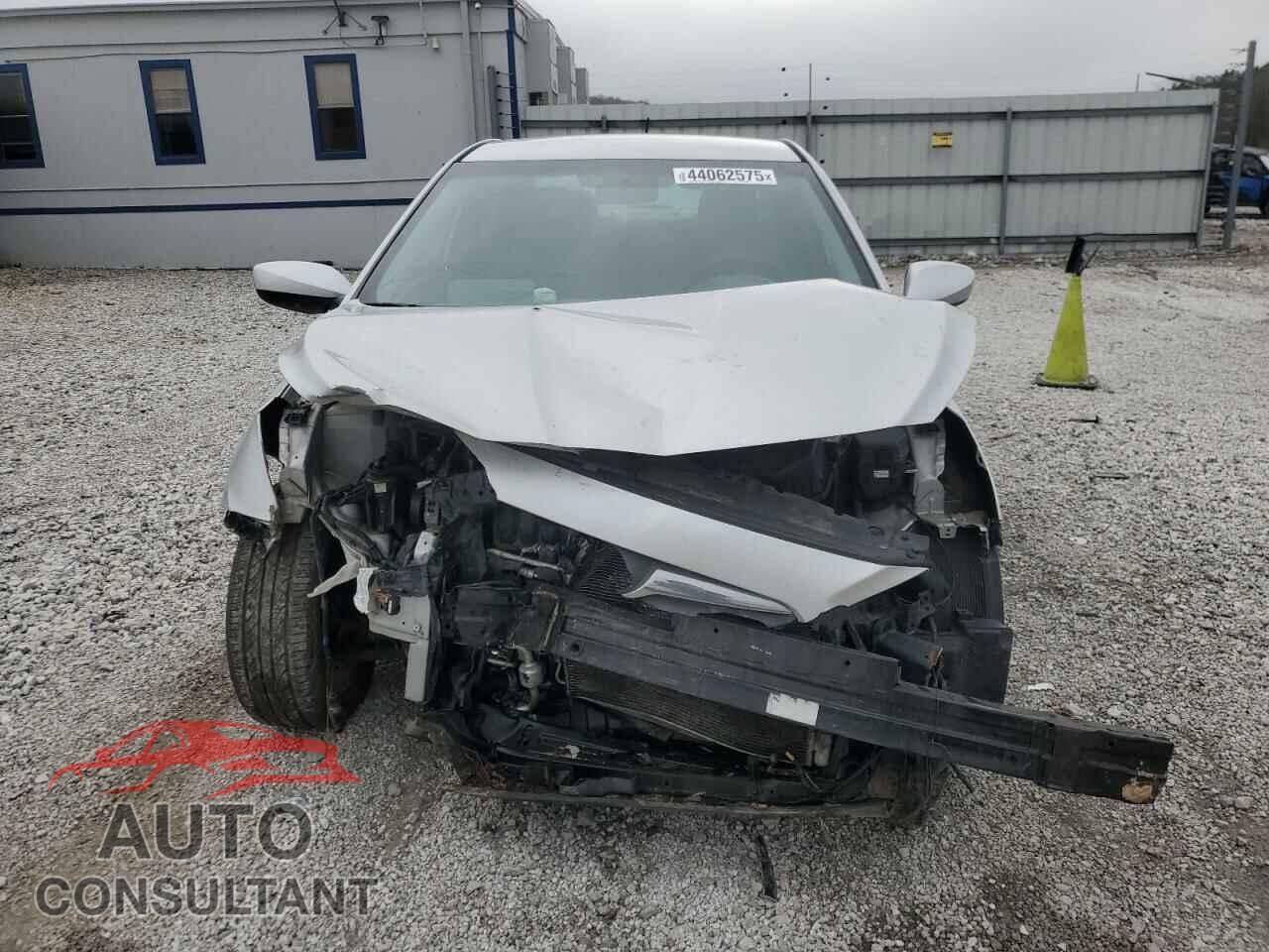 HYUNDAI ACCENT 2014 - KMHCU4AEXEU764971