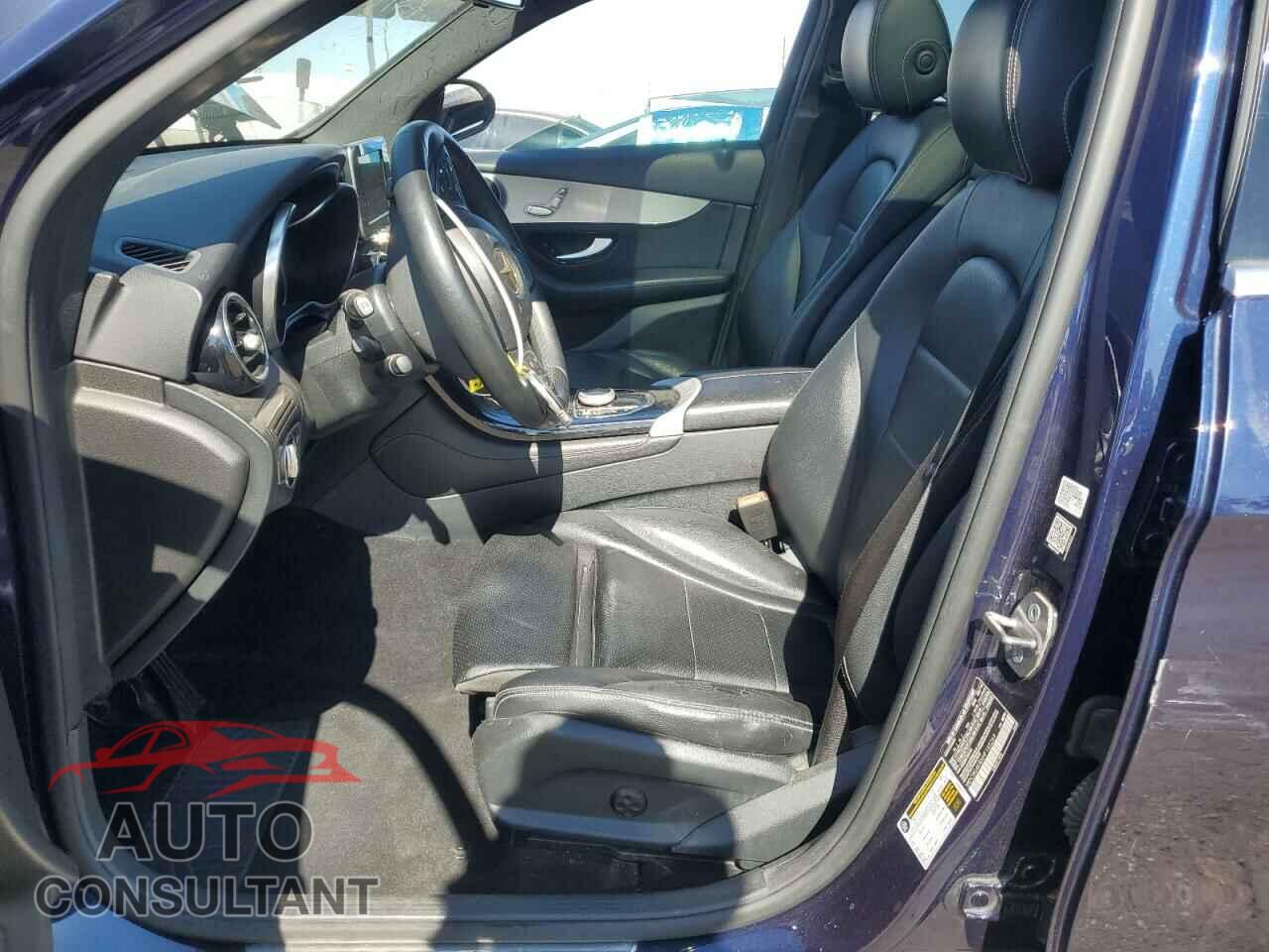 MERCEDES-BENZ GLC-CLASS 2017 - WDC0G4KBXHF155269