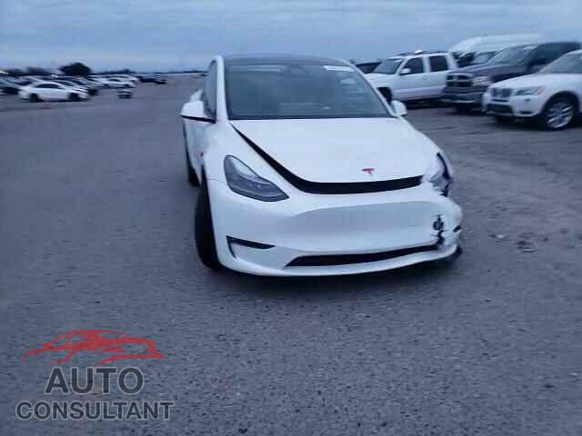 TESLA MODEL Y 2024 - 7SAYGAEE9RF099721