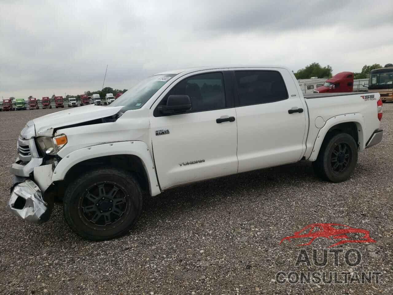 TOYOTA TUNDRA 2016 - 5TFDW5F13GX493011