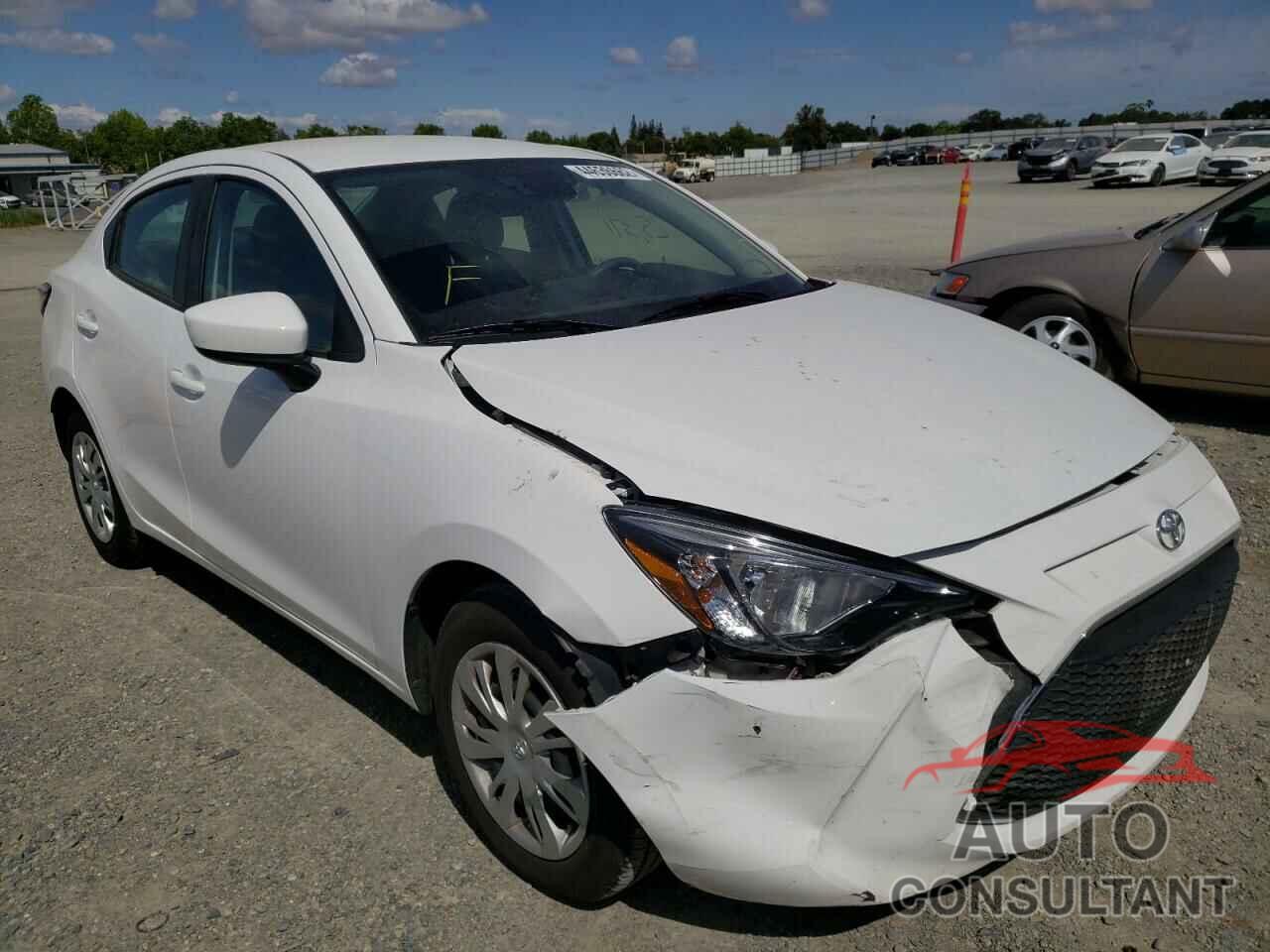 TOYOTA YARIS 2019 - 3MYDLBYV1KY520741