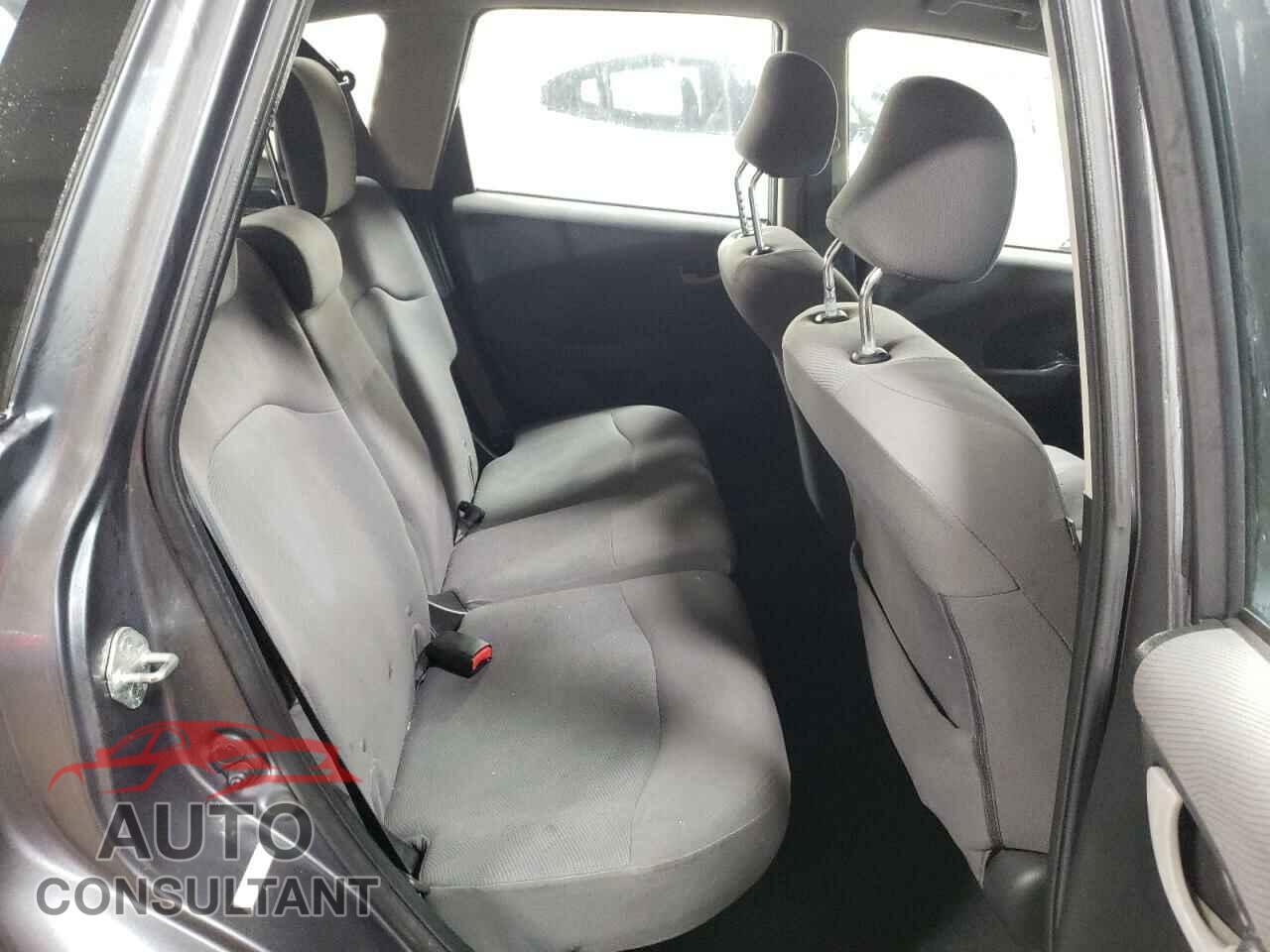 HONDA FIT 2013 - JHMGE8H31DC056836