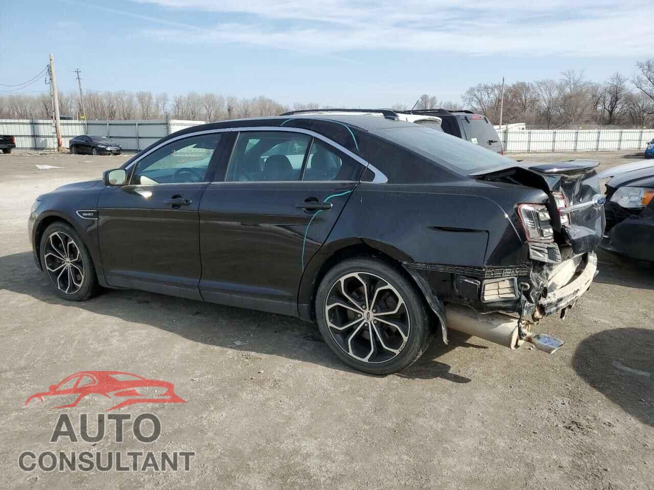 FORD TAURUS 2018 - 1FAHP2KT1JG111978