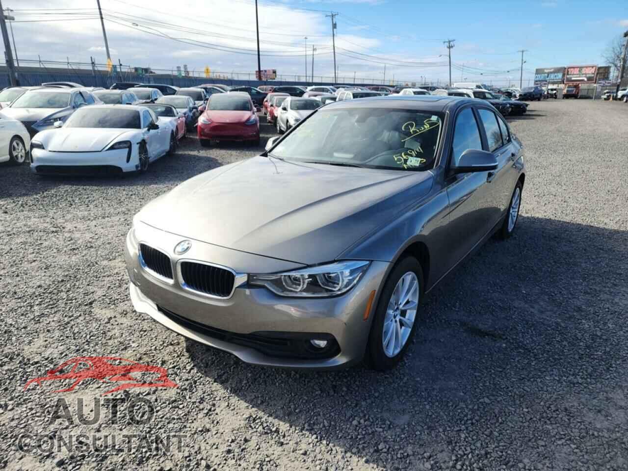 BMW 3 SERIES 2018 - WBA8A3C54JA505122