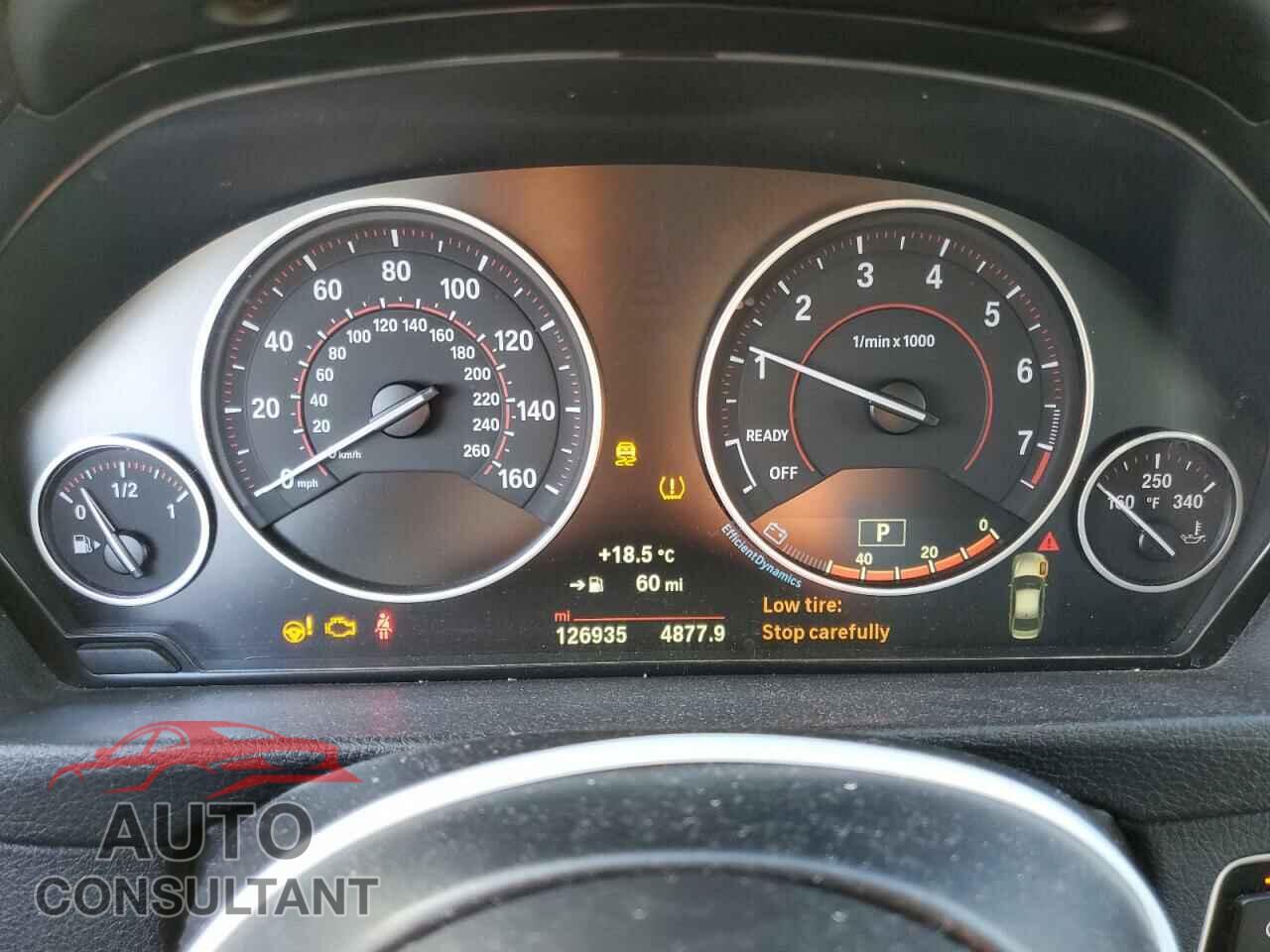 BMW 3 SERIES 2017 - WBA8B9G57HNU50064