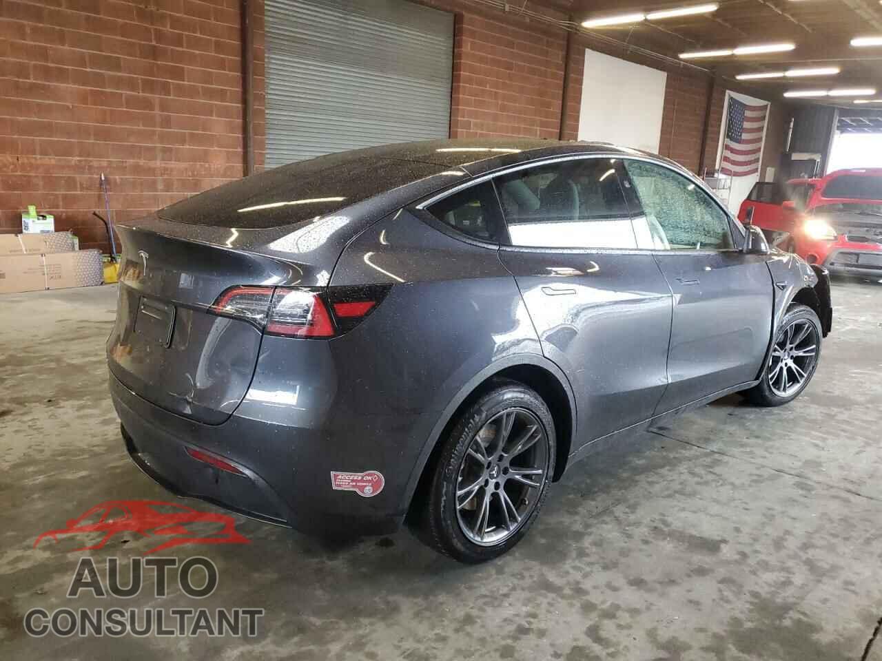TESLA MODEL Y 2024 - 7SAYGDED9RF129535
