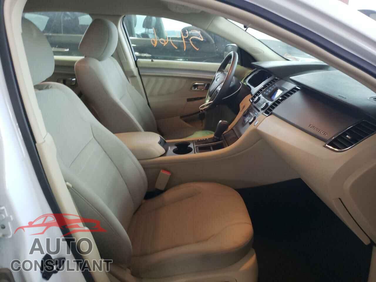 FORD TAURUS 2017 - 1FAHP2D83HG112259