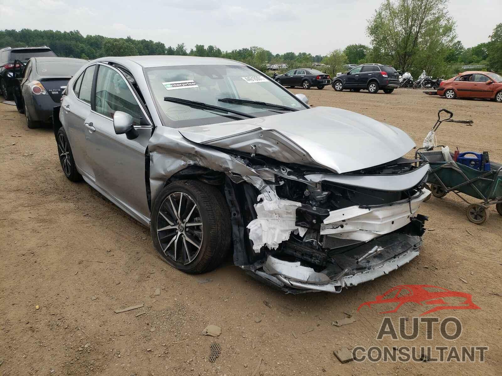TOYOTA CAMRY 2021 - 4T1G11AK3MU436918