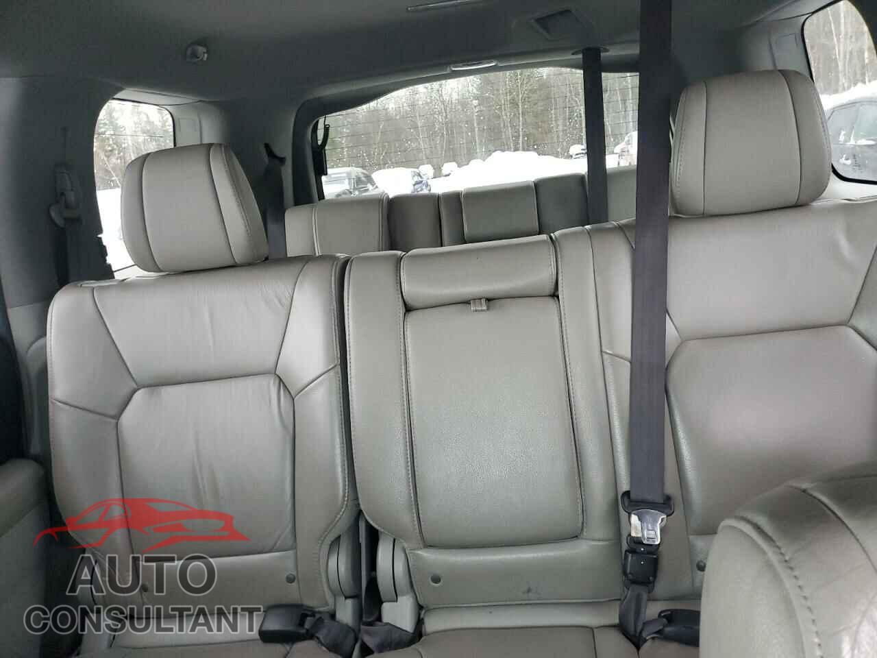 HONDA PILOT 2012 - 5FNYF4H56CB502171