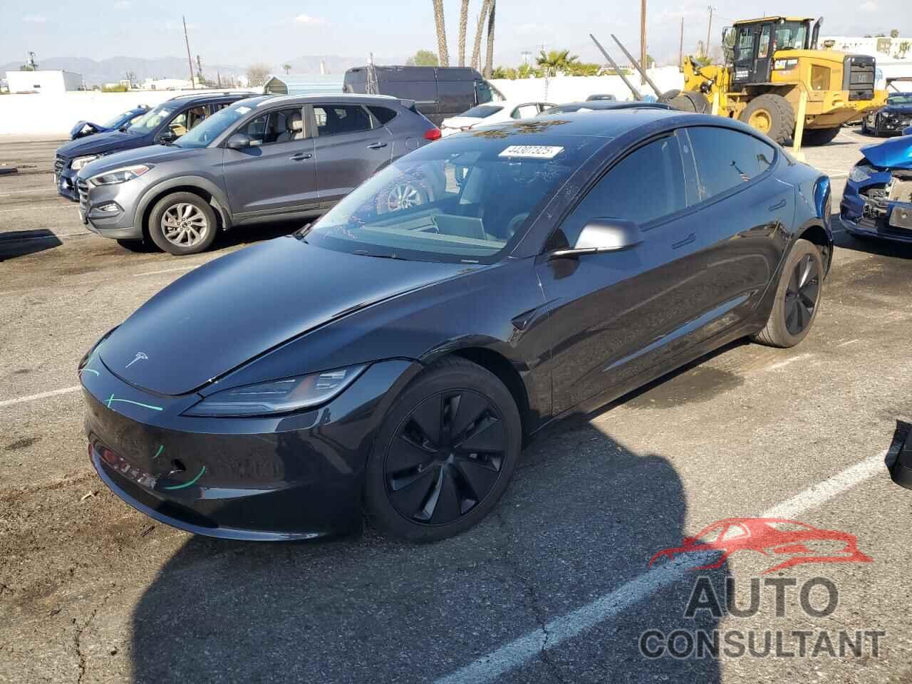 TESLA MODEL 3 2024 - 5YJ3E1EAXRF728770