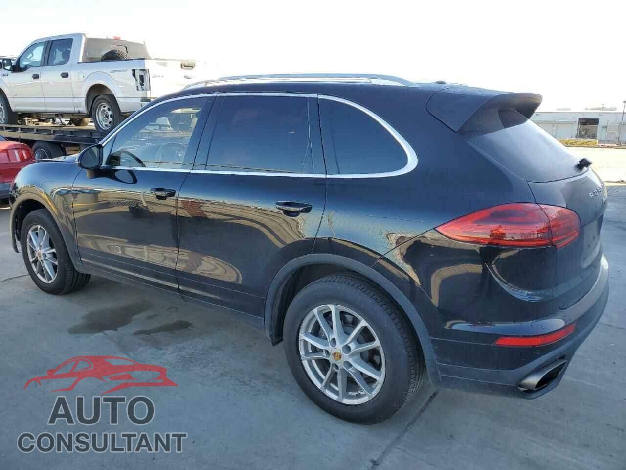 PORSCHE CAYENNE 2016 - WP1AA2A28GLA03572