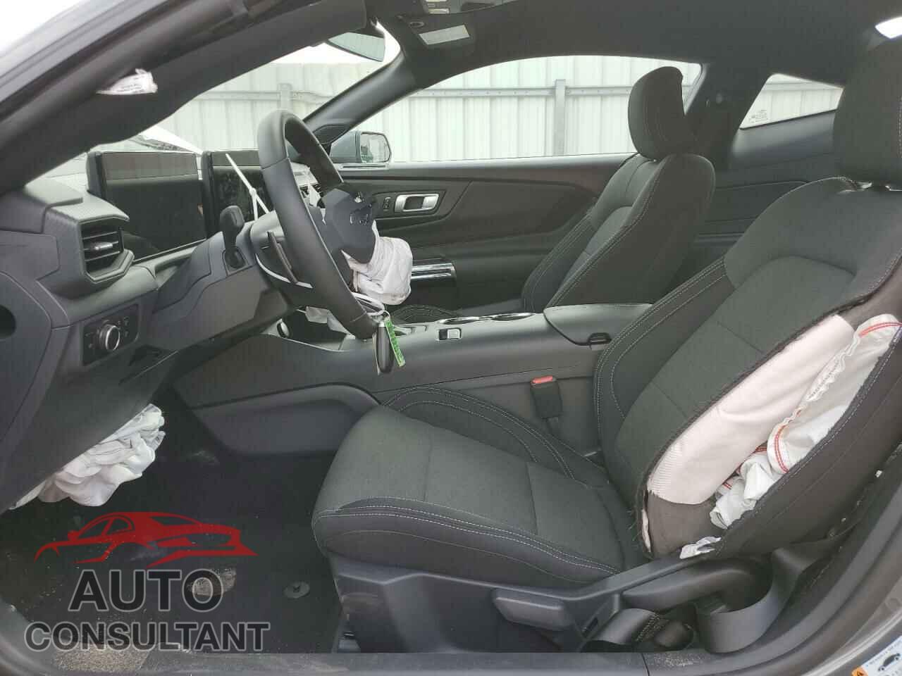 FORD MUSTANG 2024 - 1FA6P8CF4R5435890