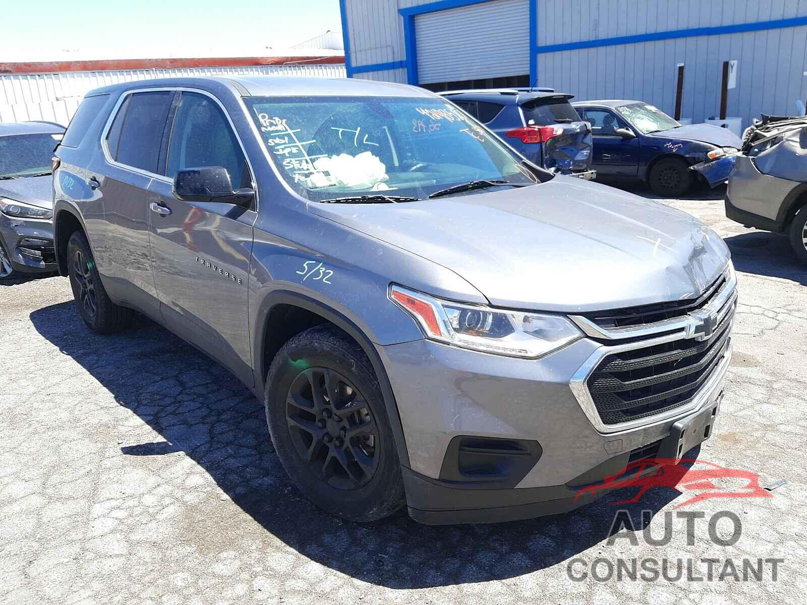 CHEVROLET TRAVERSE 2018 - 1GNERFKW0JJ111361