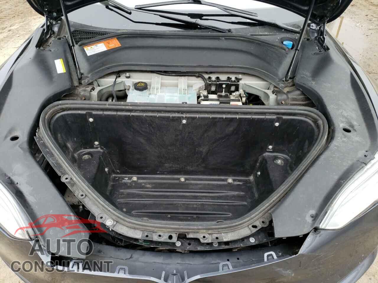 TESLA MODEL S 2016 - 5YJSA1E42GF136505