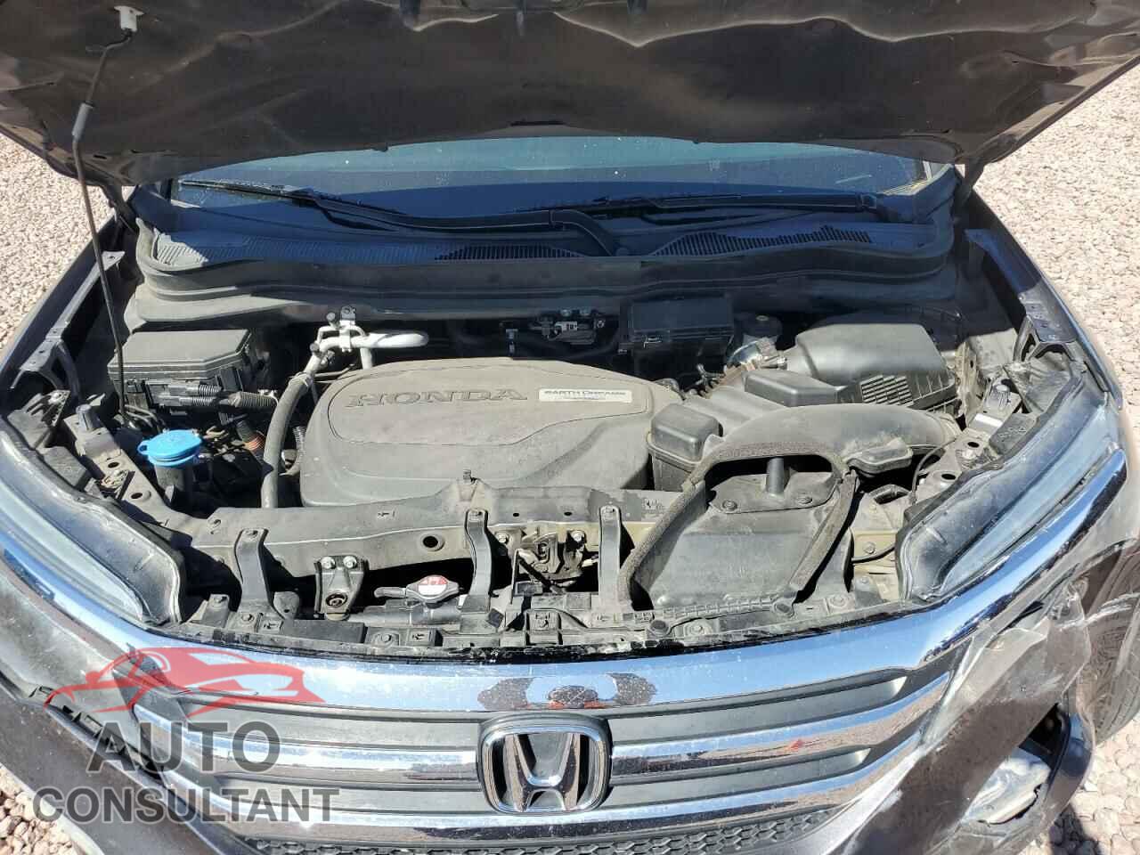 HONDA PILOT 2017 - 5FNYF5H15HB040910