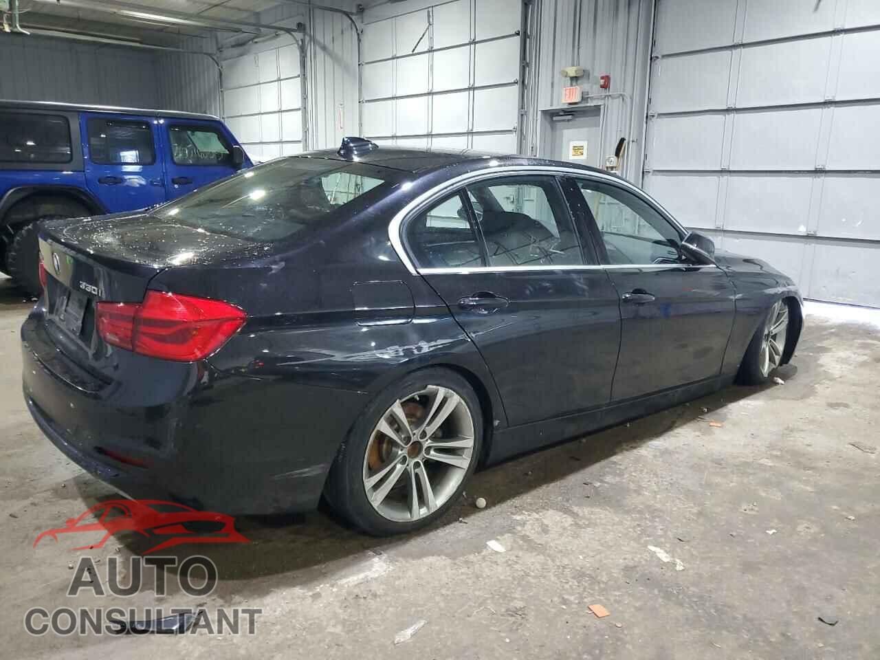 BMW 3 SERIES 2018 - WBA8D9C50JEM33399