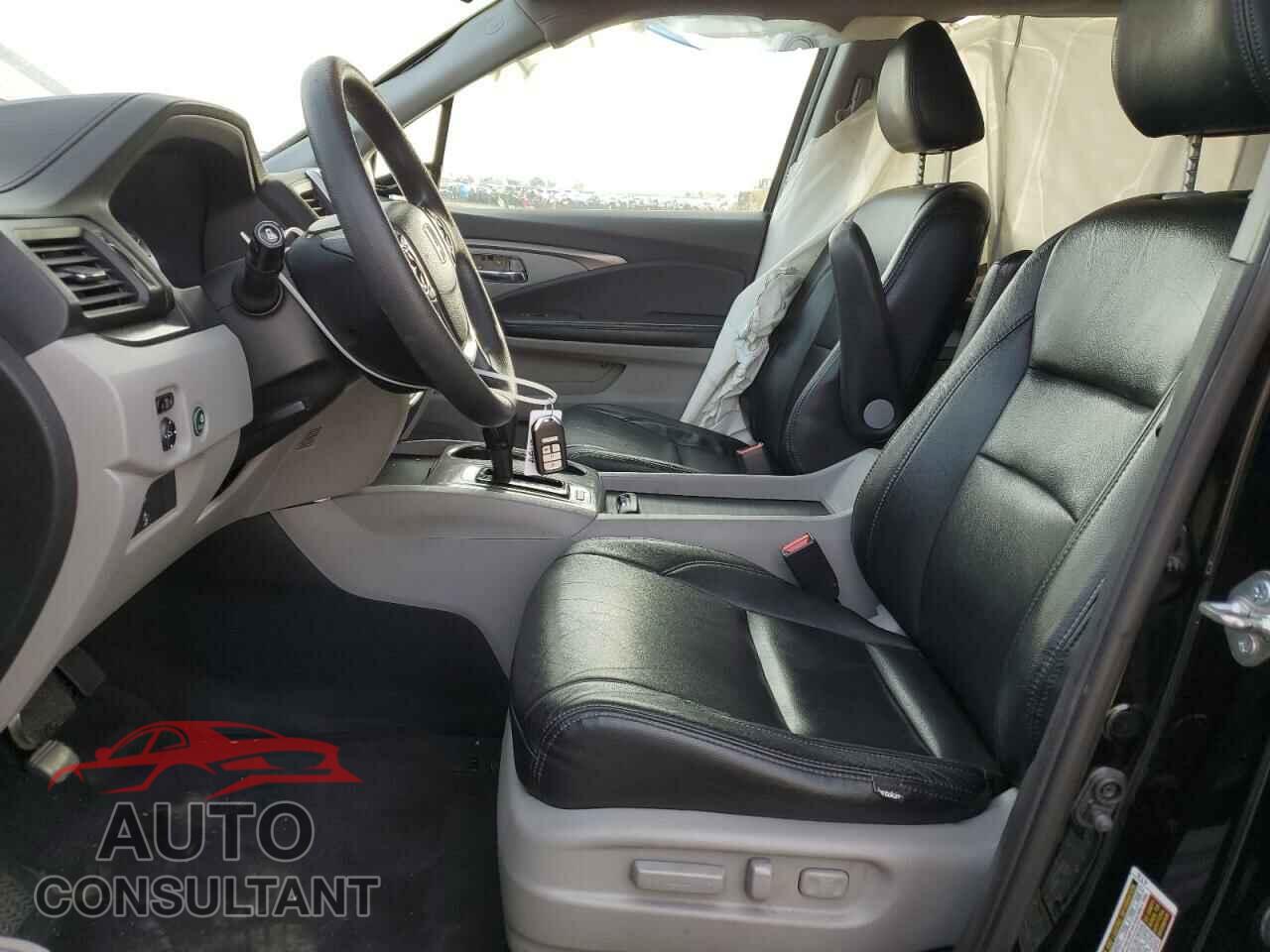 HONDA PILOT 2016 - 5FNYF5H47GB016830
