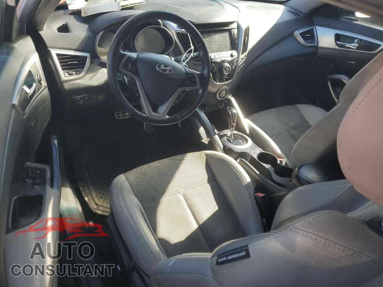 HYUNDAI VELOSTER 2013 - KMHTC6AD5DU151645