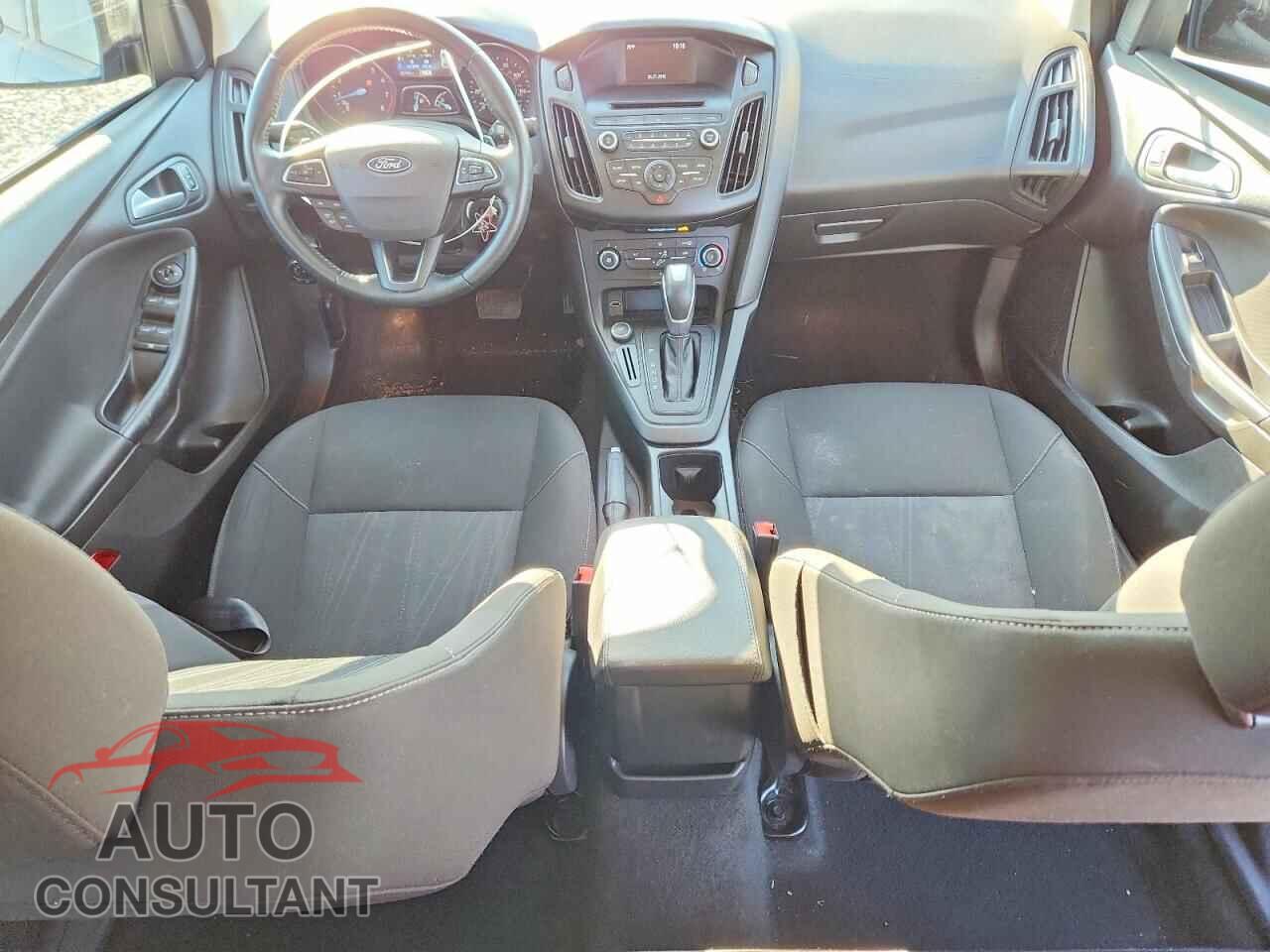 FORD FOCUS 2015 - 1FADP3F21FL323414