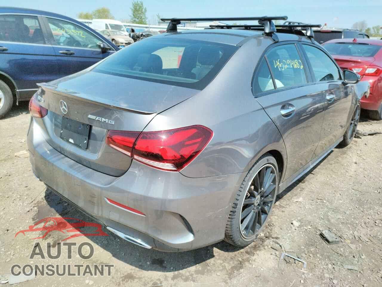 MERCEDES-BENZ A-CLASS 2019 - WDD3G4EB2KW005488