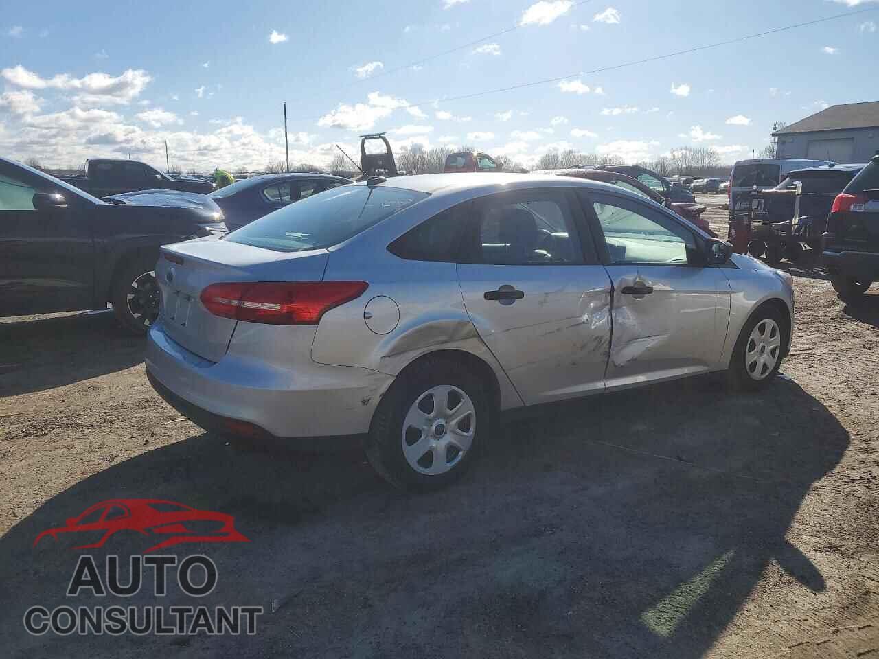 FORD FOCUS 2018 - 1FADP3E24JL302180