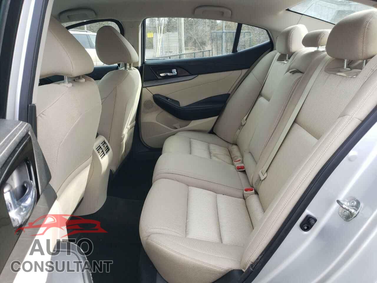 NISSAN MAXIMA 2017 - 1N4AA6AP8HC438832