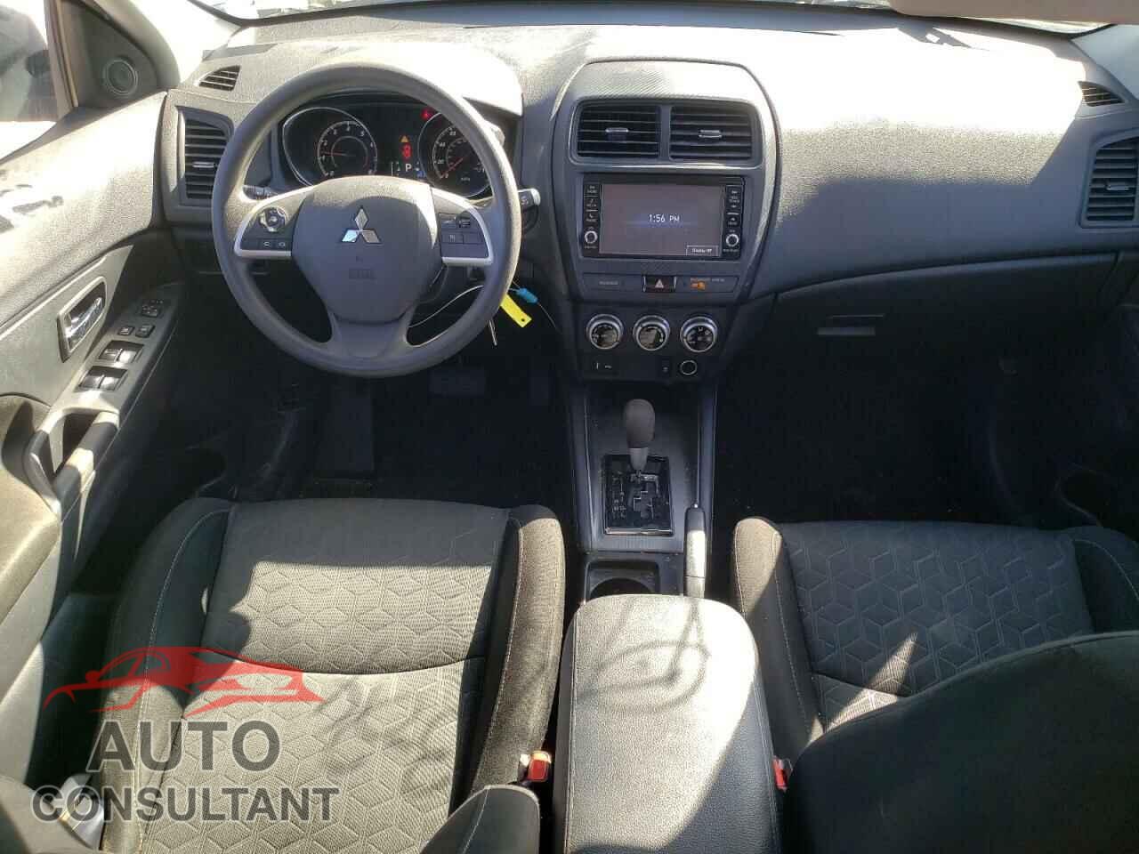 MITSUBISHI OUTLANDER 2020 - JA4AP3AU2LU016095